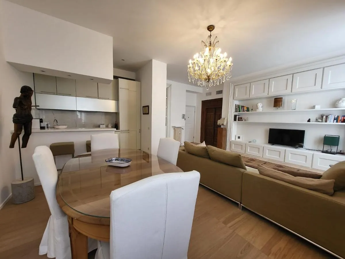 Home 29 Милан Апартаменты